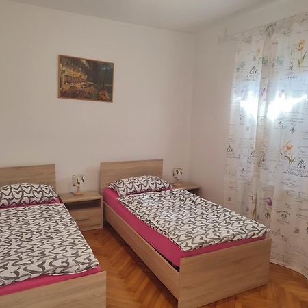 Apartments Sandra Poreč Rom bilde